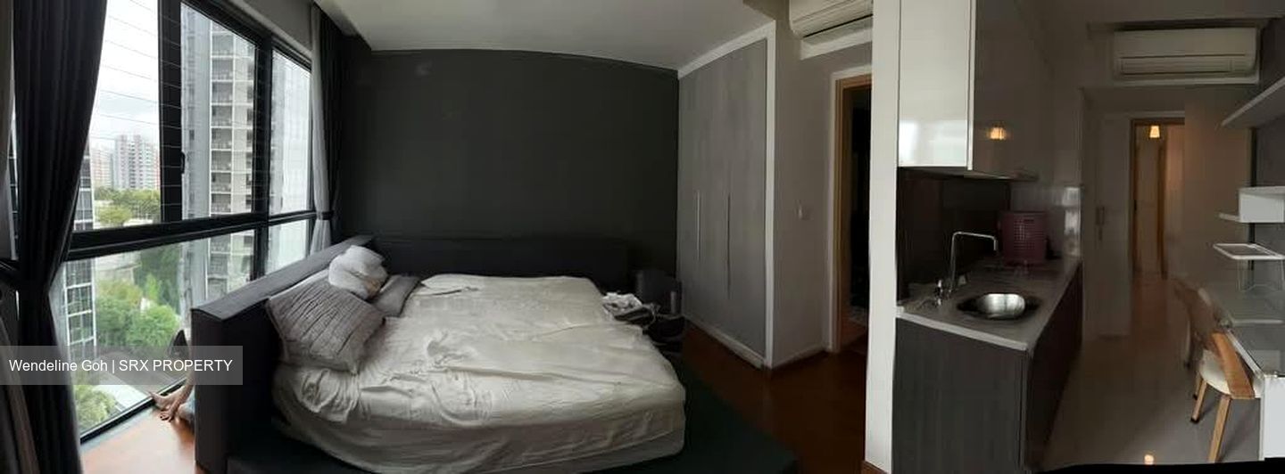 Esparina Residences (D19), Condominium #568344111